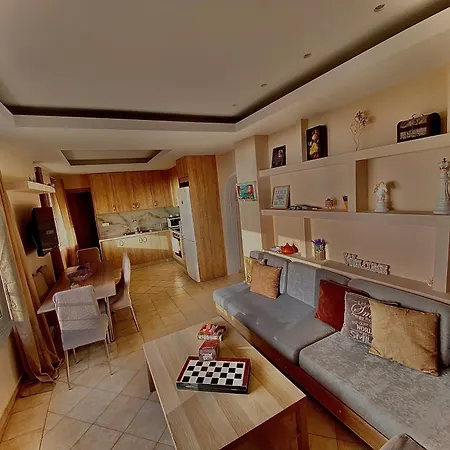 بيت للعطل Janos Seeview House Pentátion